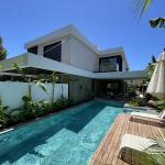 Alaçatı , Göbene’de , Modern Mimariye Sahip , Ultra Lüks Villamız Yeni Sahibini Bekliyor